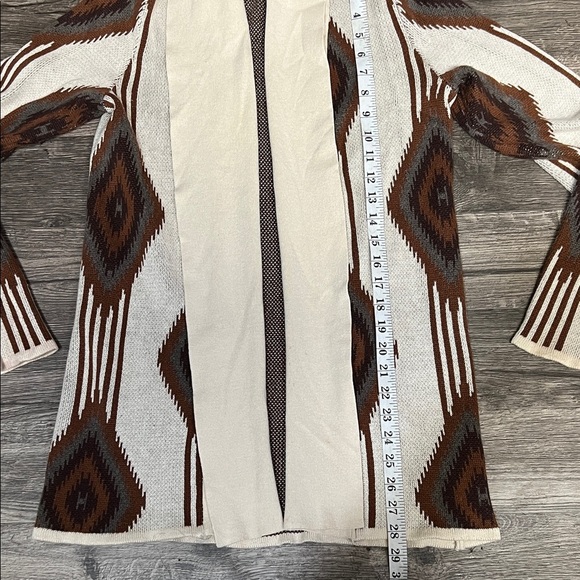 Love 21 Cream and Brown Patterned Blazer - Picture 4 of 6